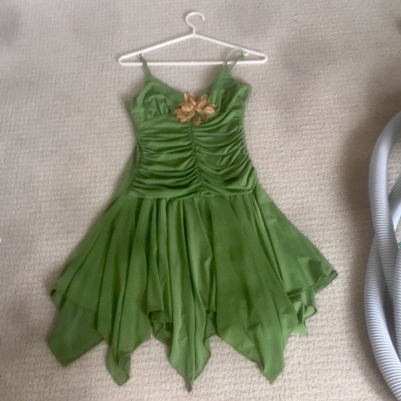 algo petite Dresses & Skirts - Stunning Petite Green Prom Dress - Size 8